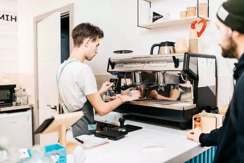 Как Выбрать Современное Оборудование Для Кофейни: Полезные Советы Для Успешного Бизнеса